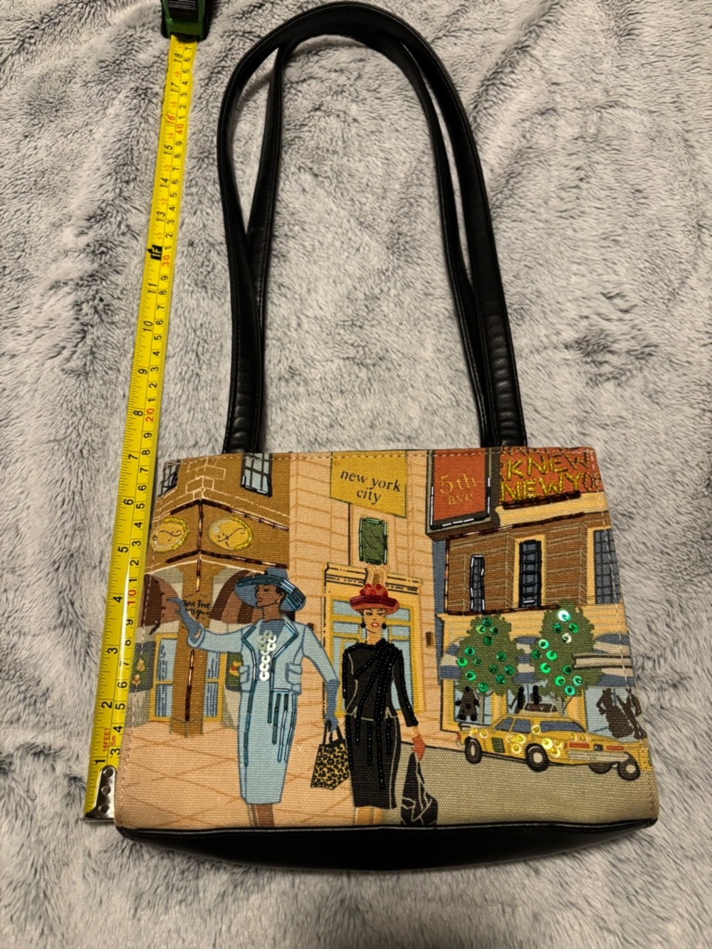 Embroidered City-Scene Shoulder Bag in Beige and Black - Picture 5 of 11